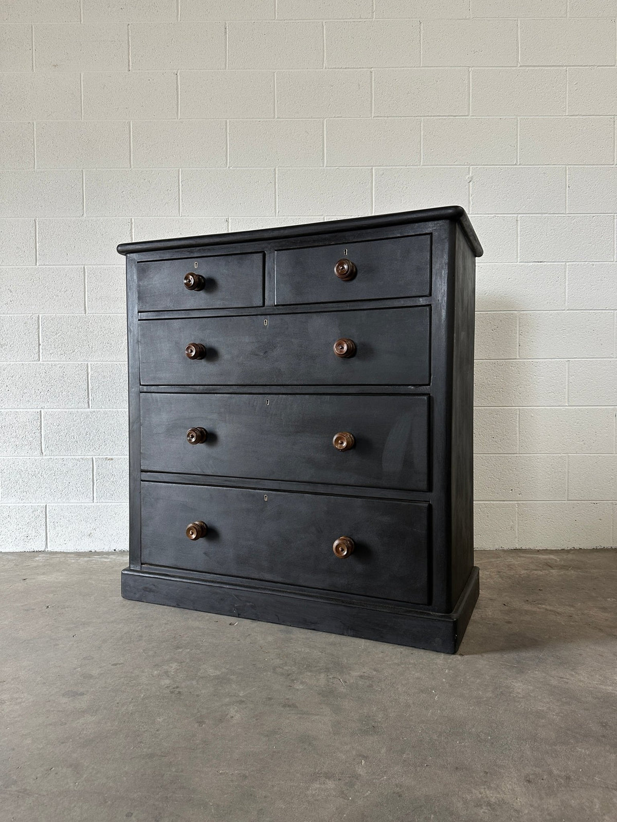 Antique Painted Chest of Drawers - House on Horizon