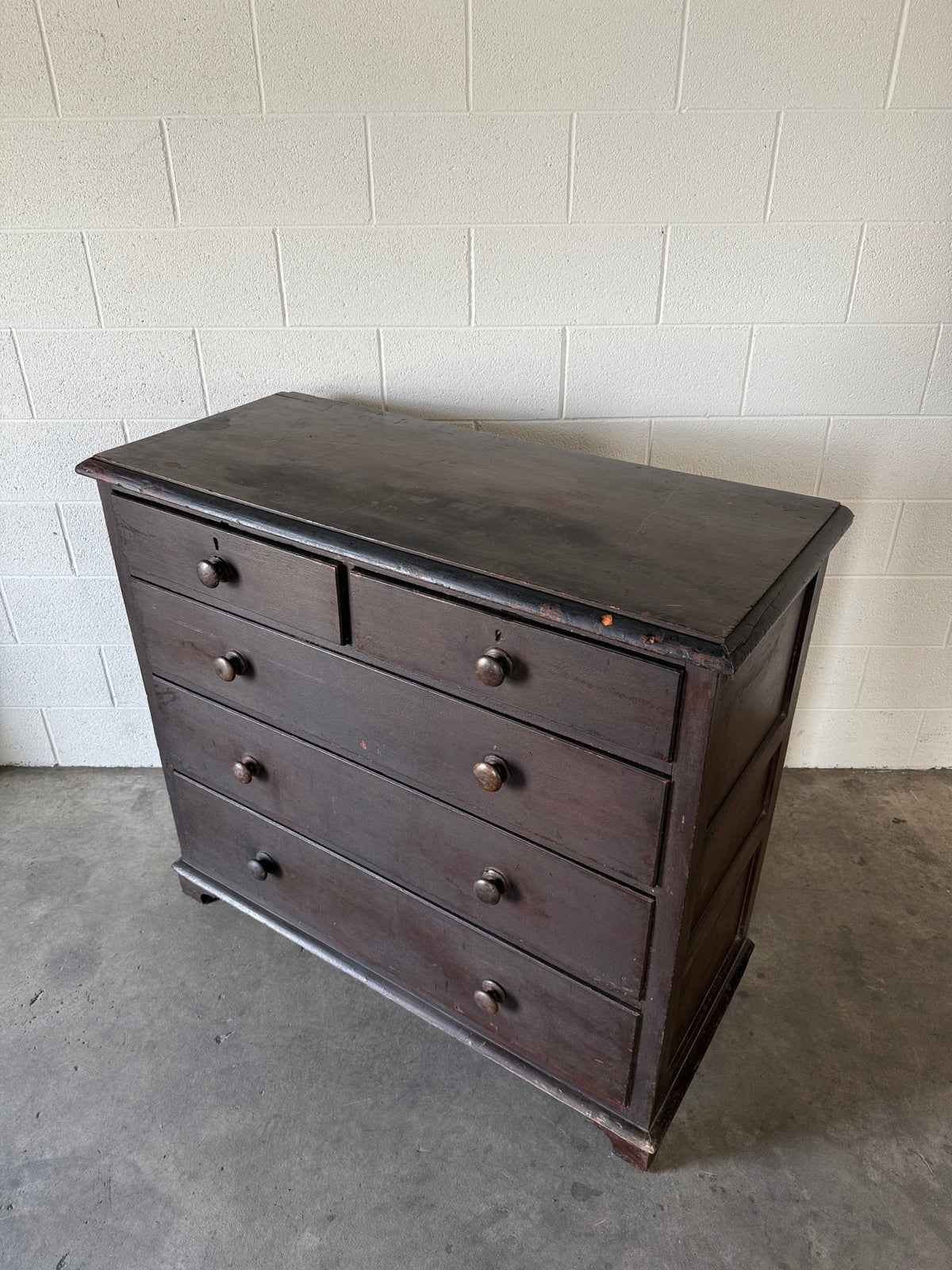 Antique Pine Chest of Drawers with a scumbled finish - House on Horizon