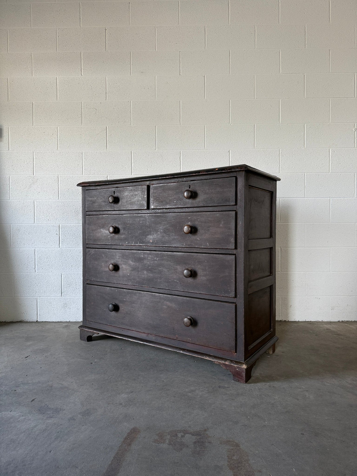 Antique Pine Chest of Drawers with a scumbled finish - House on Horizon