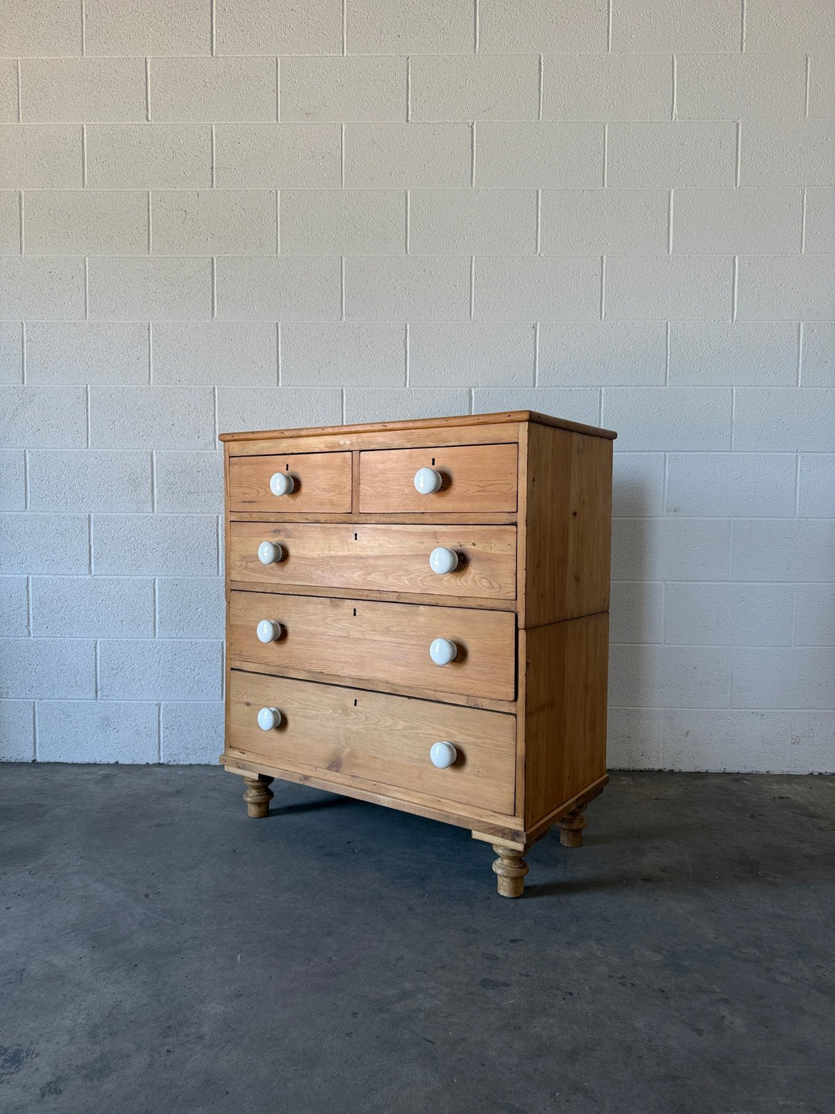 Antique Pine Chest of Drawers with White Knobs - House on Horizon