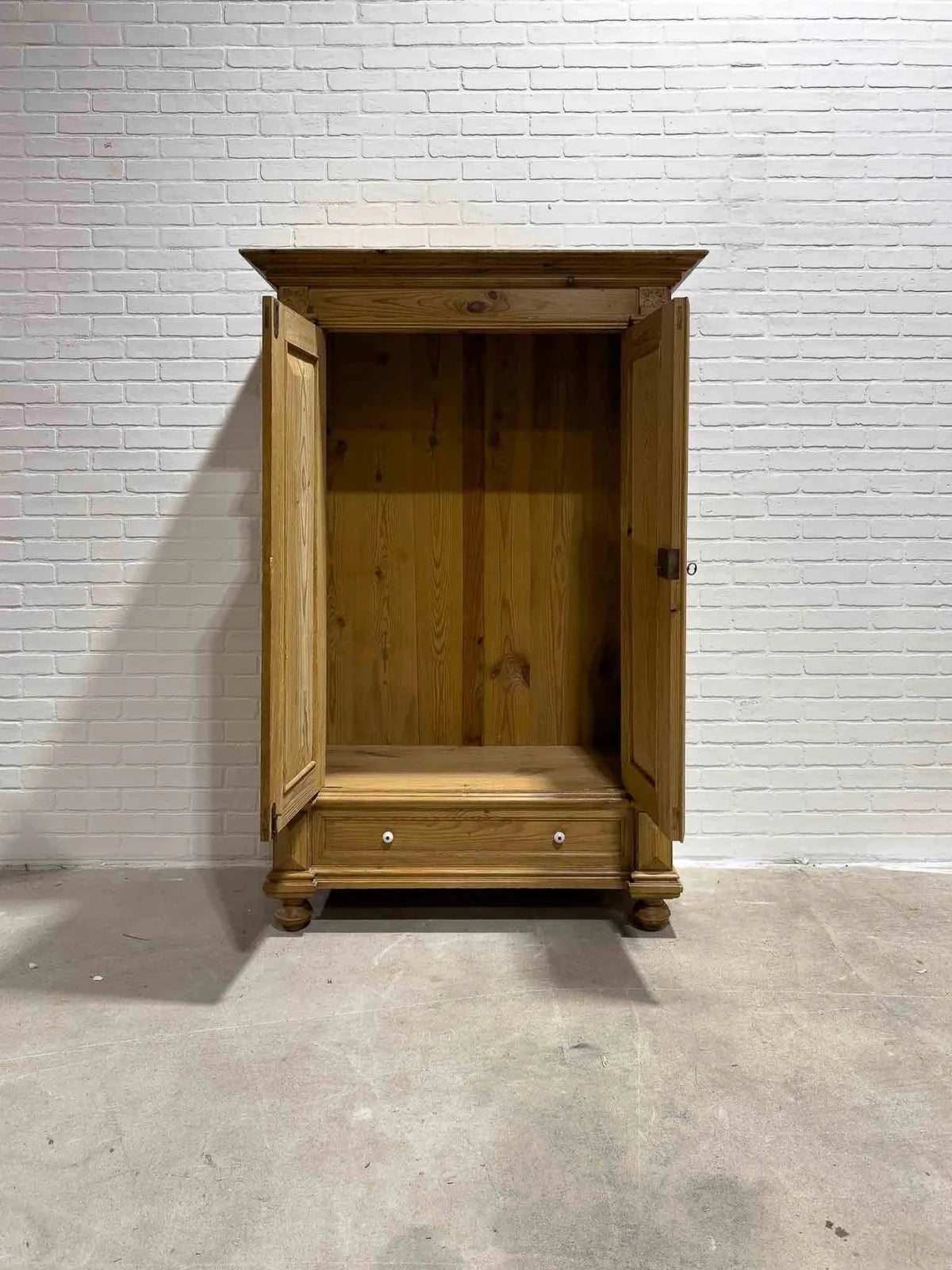 Antique pine children's wardrobe - House on Horizon