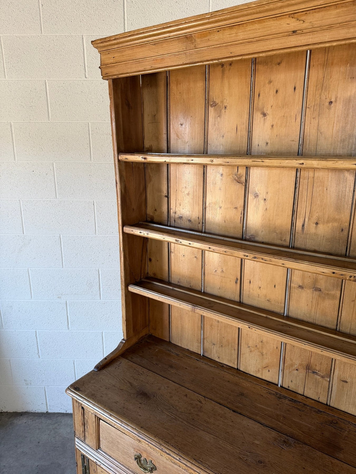Antique pine kitchen dresser - House on Horizon