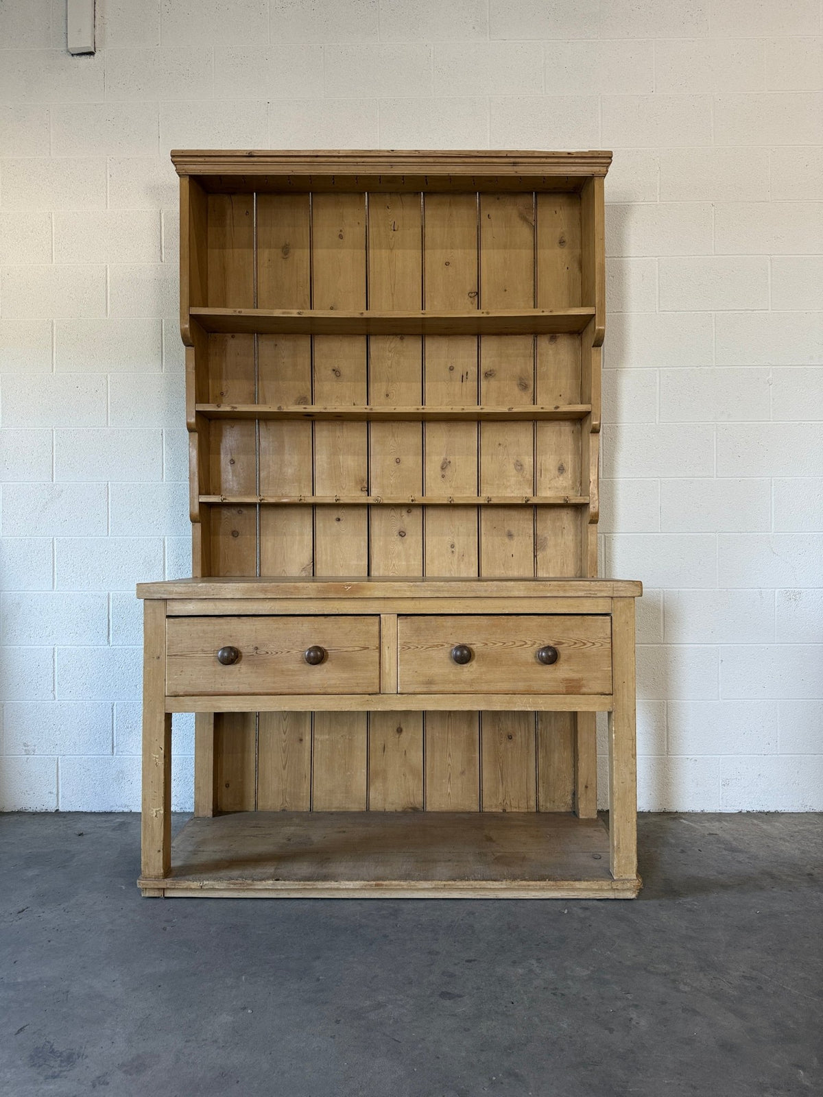 Antique pine kitchen dresser (English) with potboard base - House on Horizon