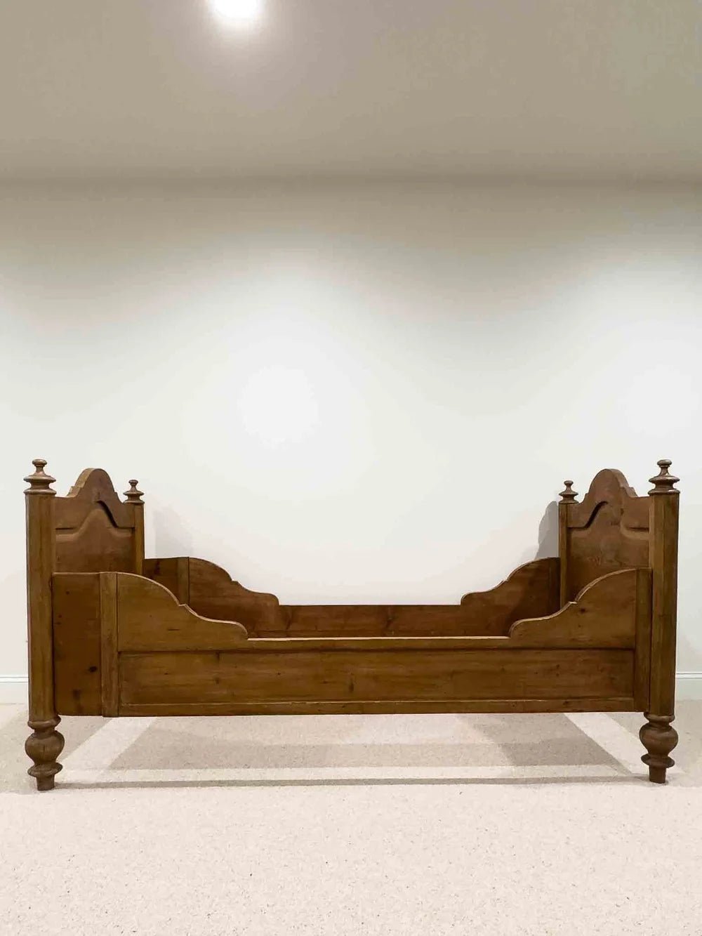 Antique pine sleigh bed - House on Horizon