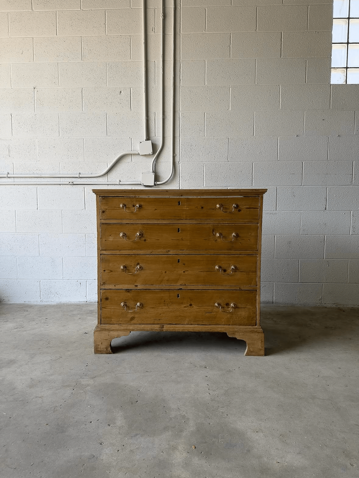 Beautiful English pine dresser with brass handles - House on Horizon
