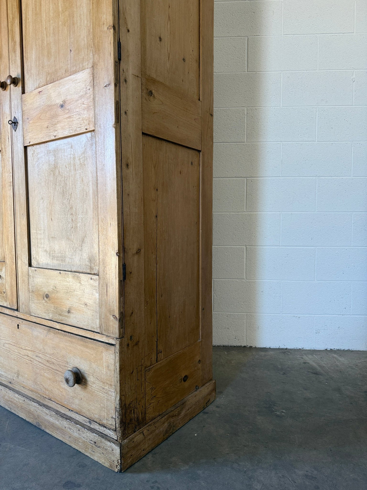 Early–mid 19th‑century English pine wardrobe with base drawer - House on Horizon