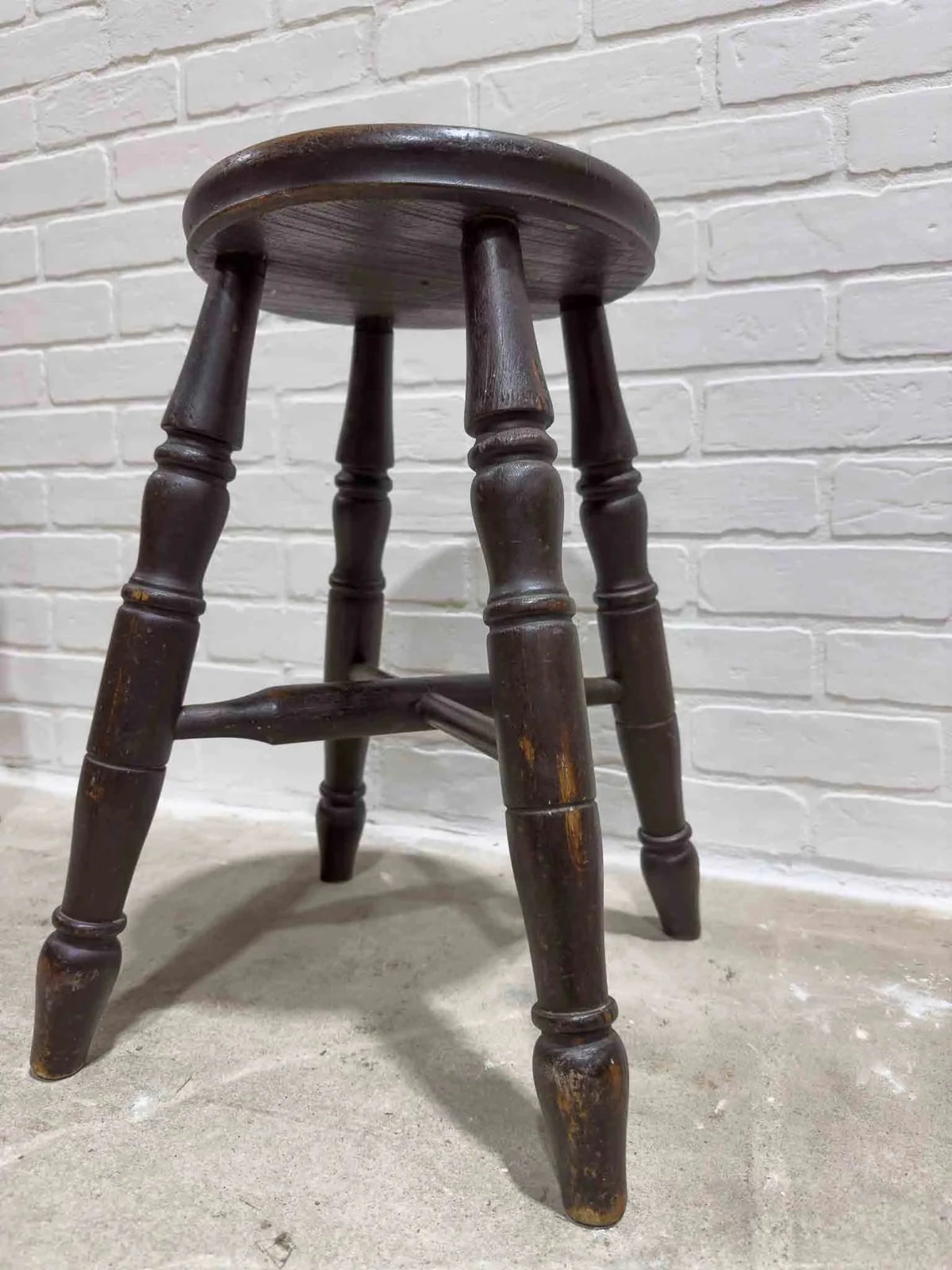 English antique stool 2 - House on Horizon
