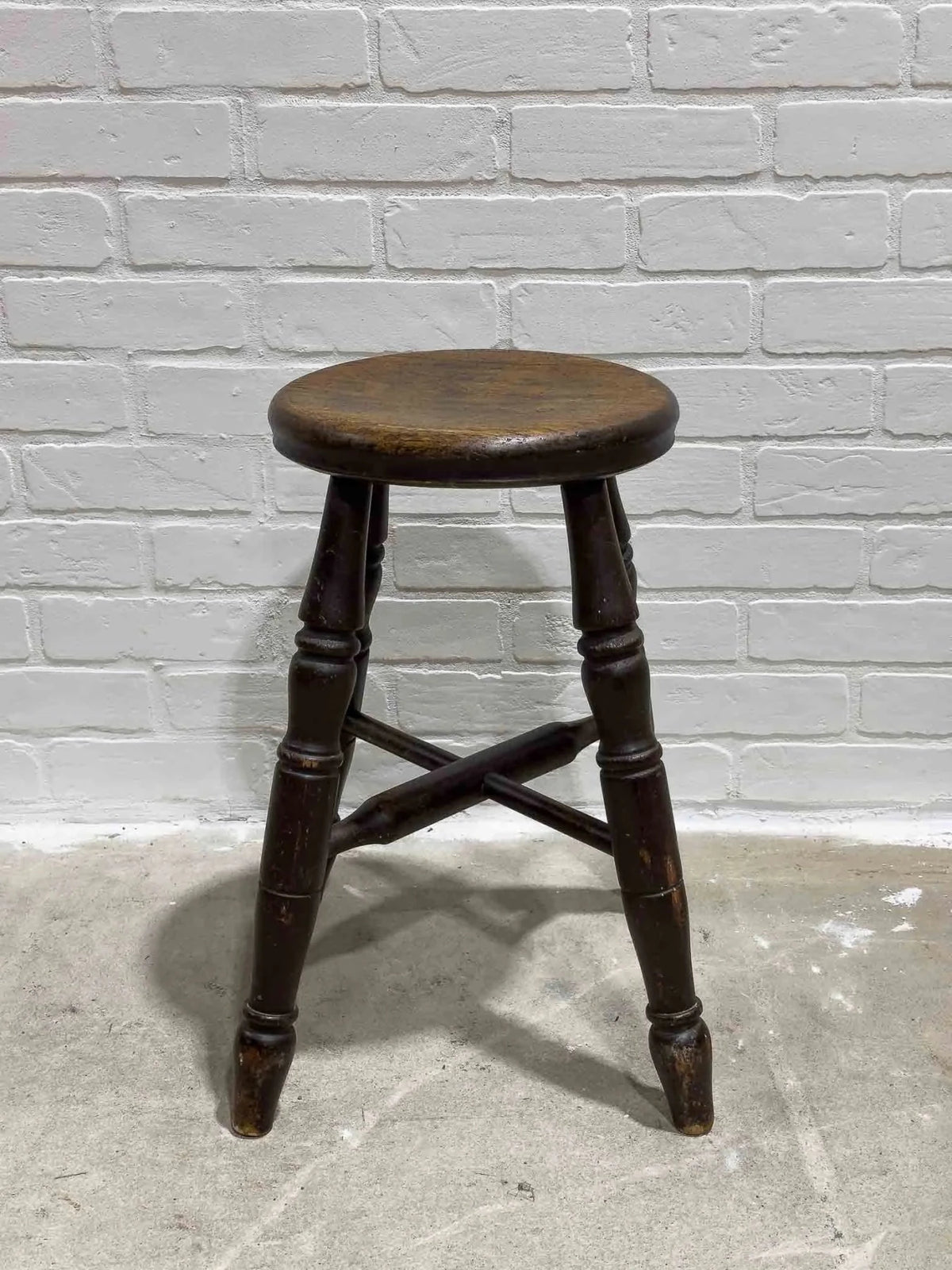 English antique stool 2 - House on Horizon
