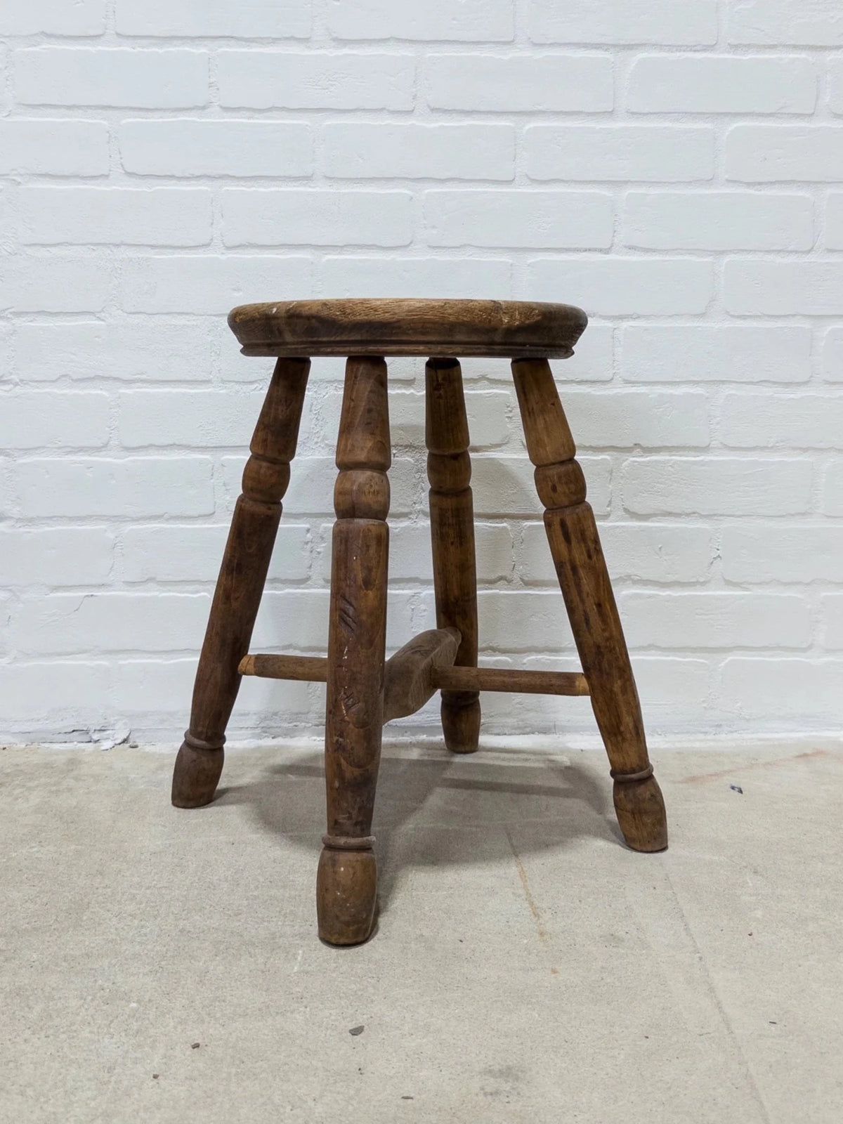 English antique stool 9 - House on Horizon