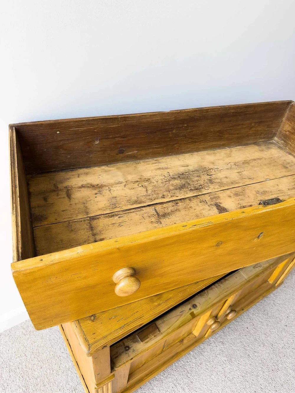 English pine antique sideboard - House on Horizon