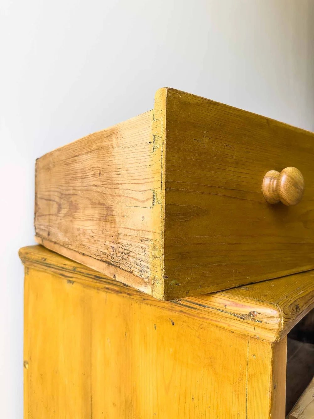 English pine antique sideboard - House on Horizon