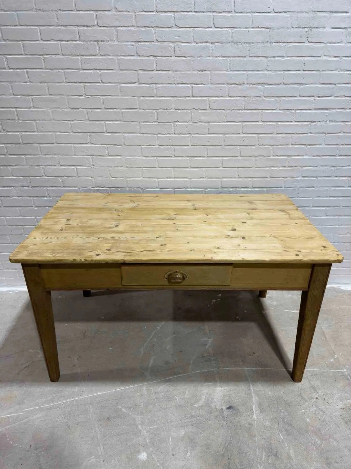 English Pine Kitchen Table - House on Horizon