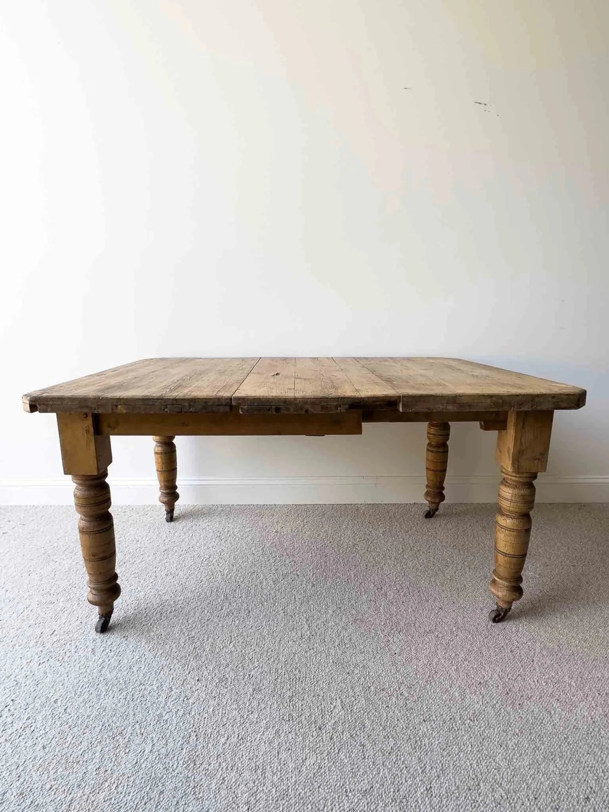 Extendable antique pine table  - House on Horizon
