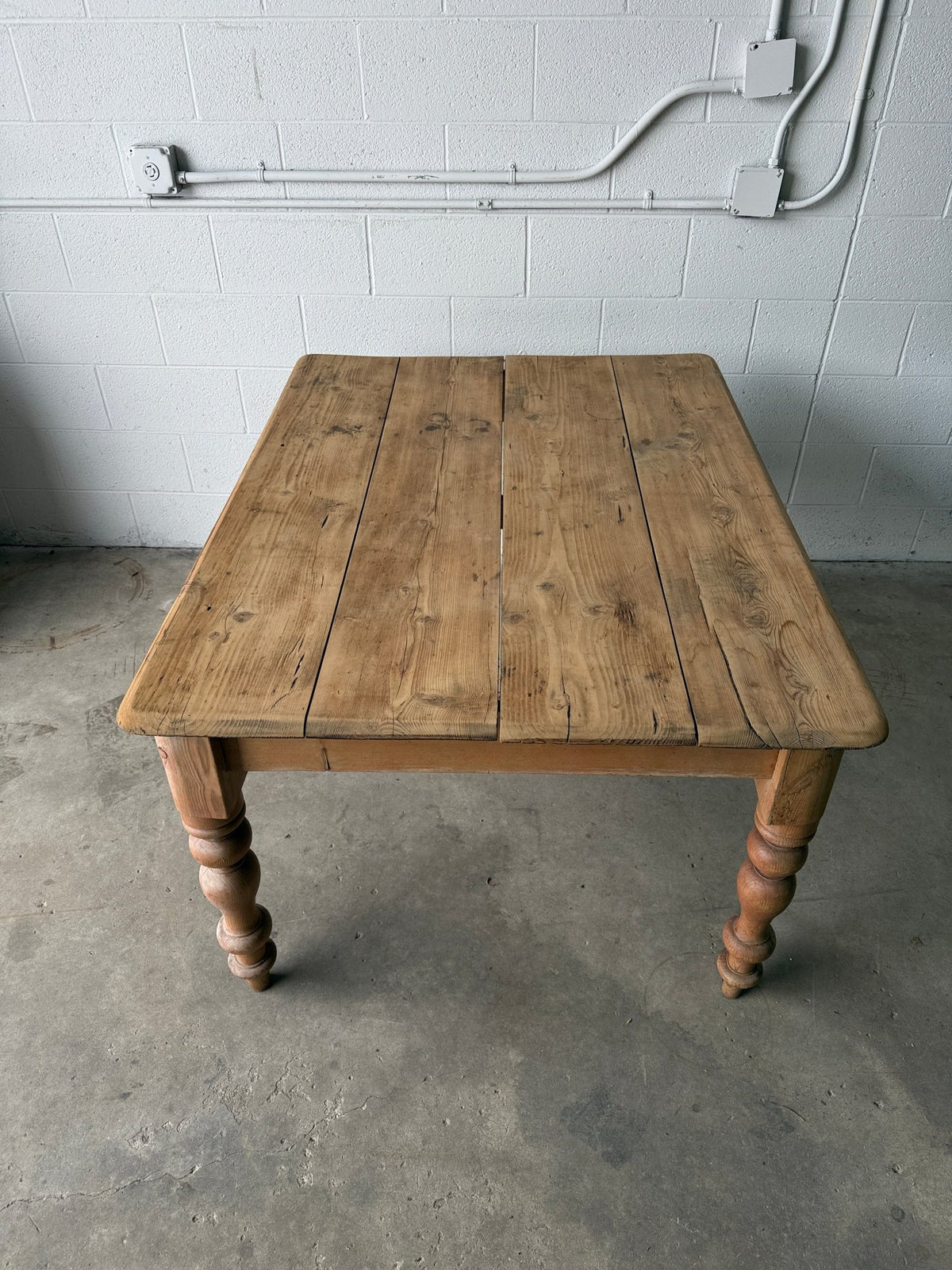 Gorgeous antique turned leg dining table - House on Horizon
