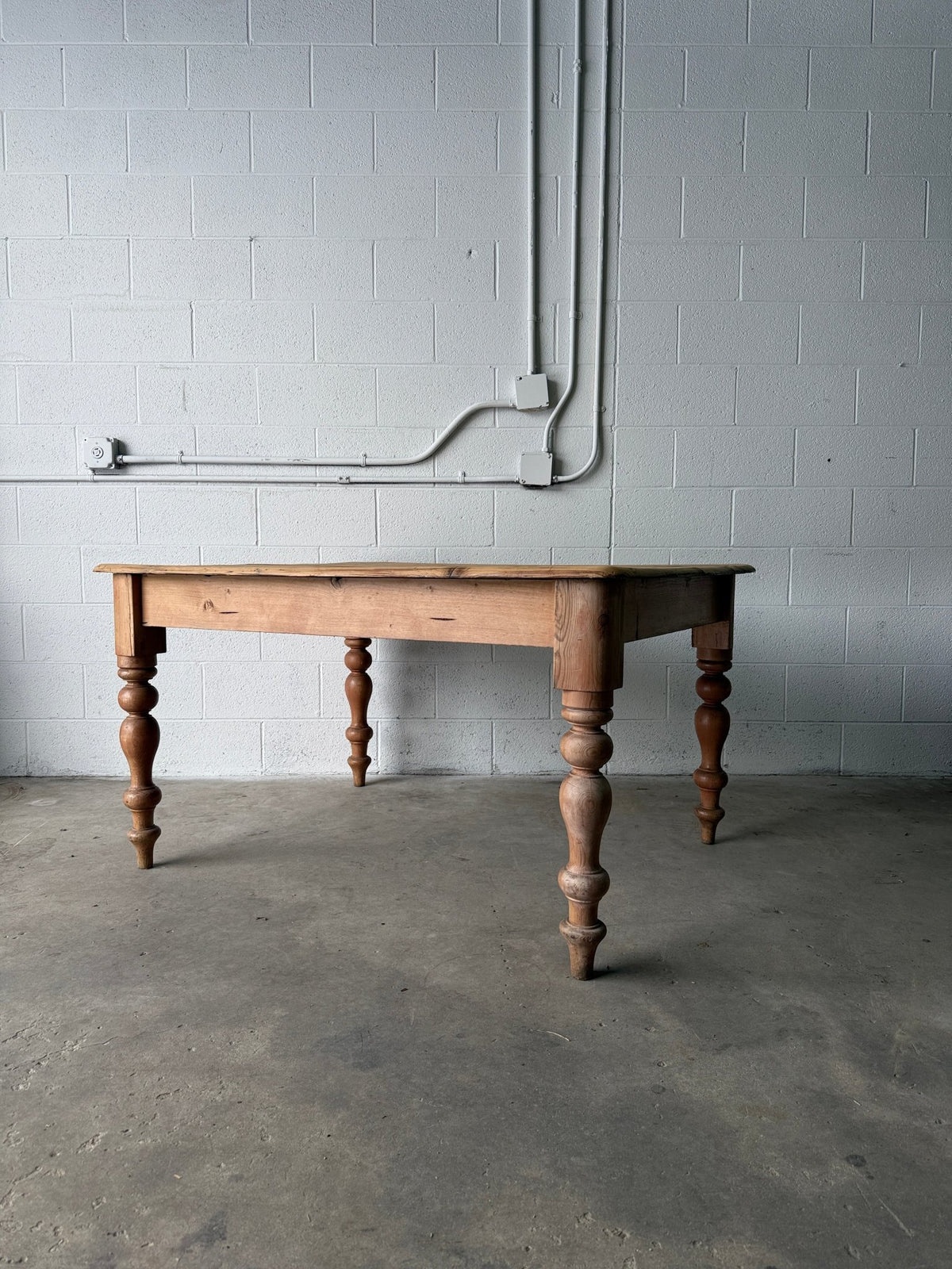 Gorgeous antique turned leg dining table - House on Horizon