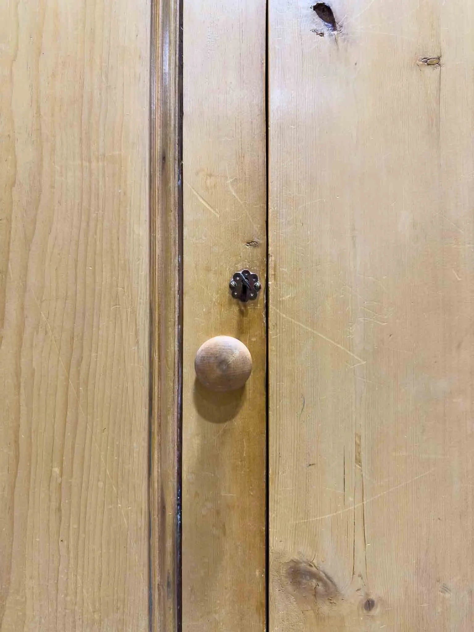 Victorian pine wardrobe