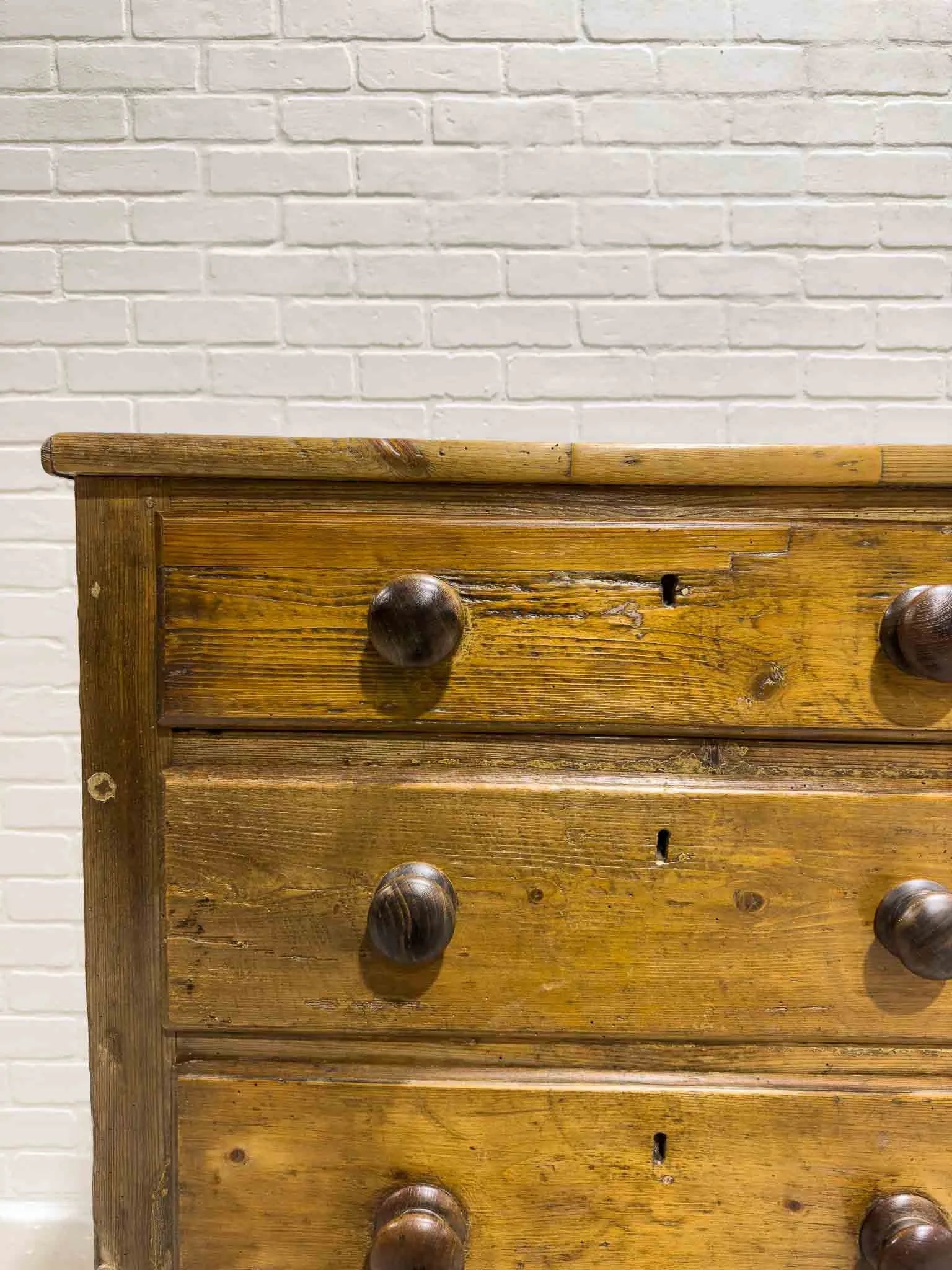 Georgian set of drawers