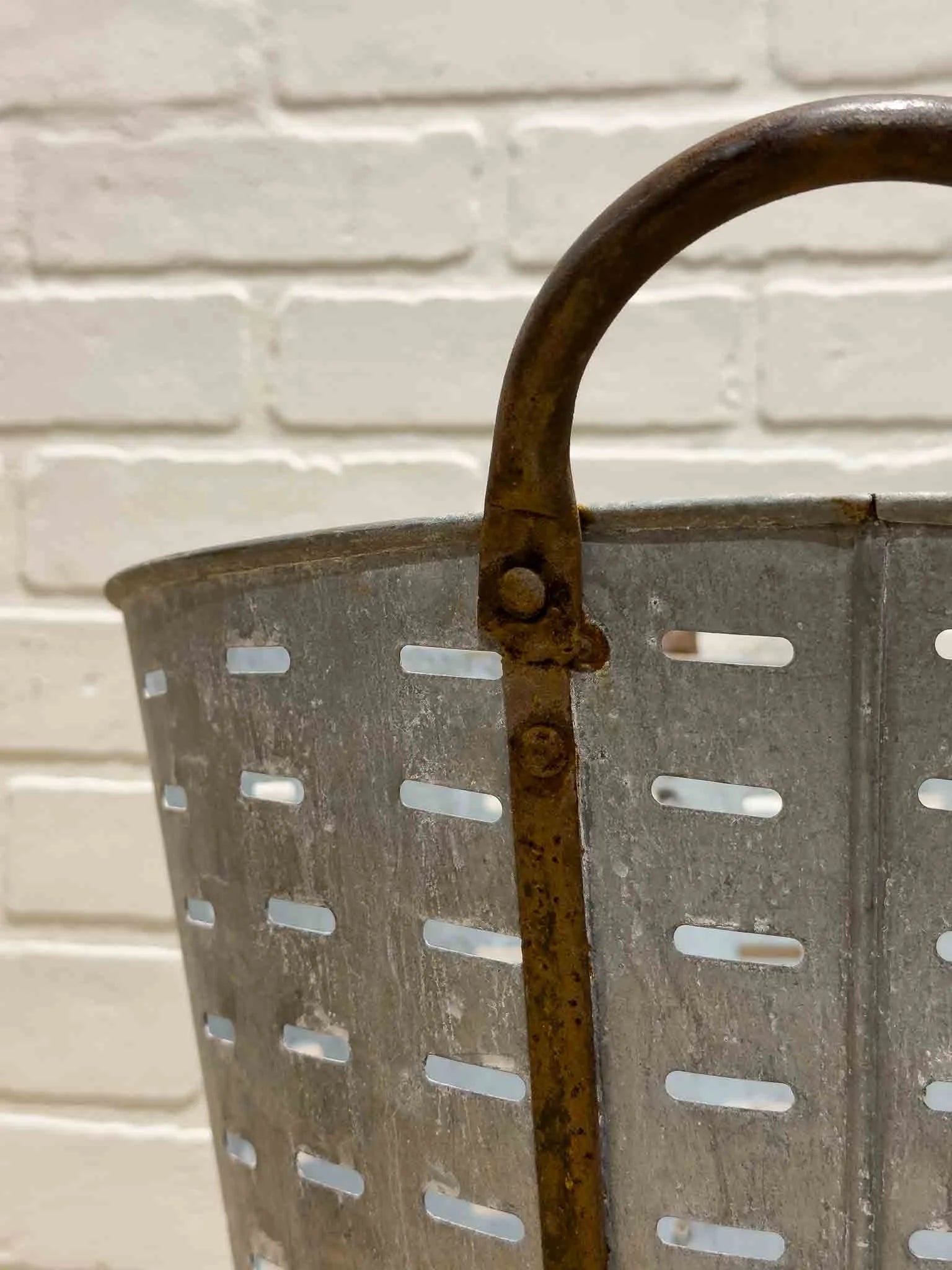 Metal olive basket