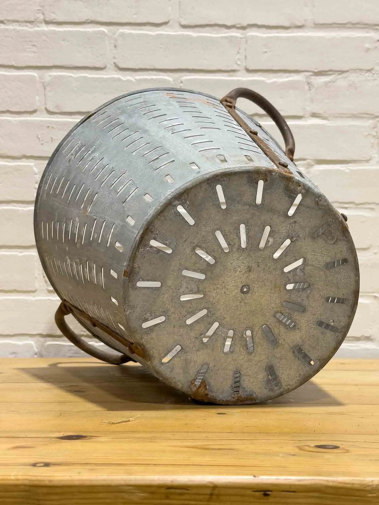 Metal olive basket