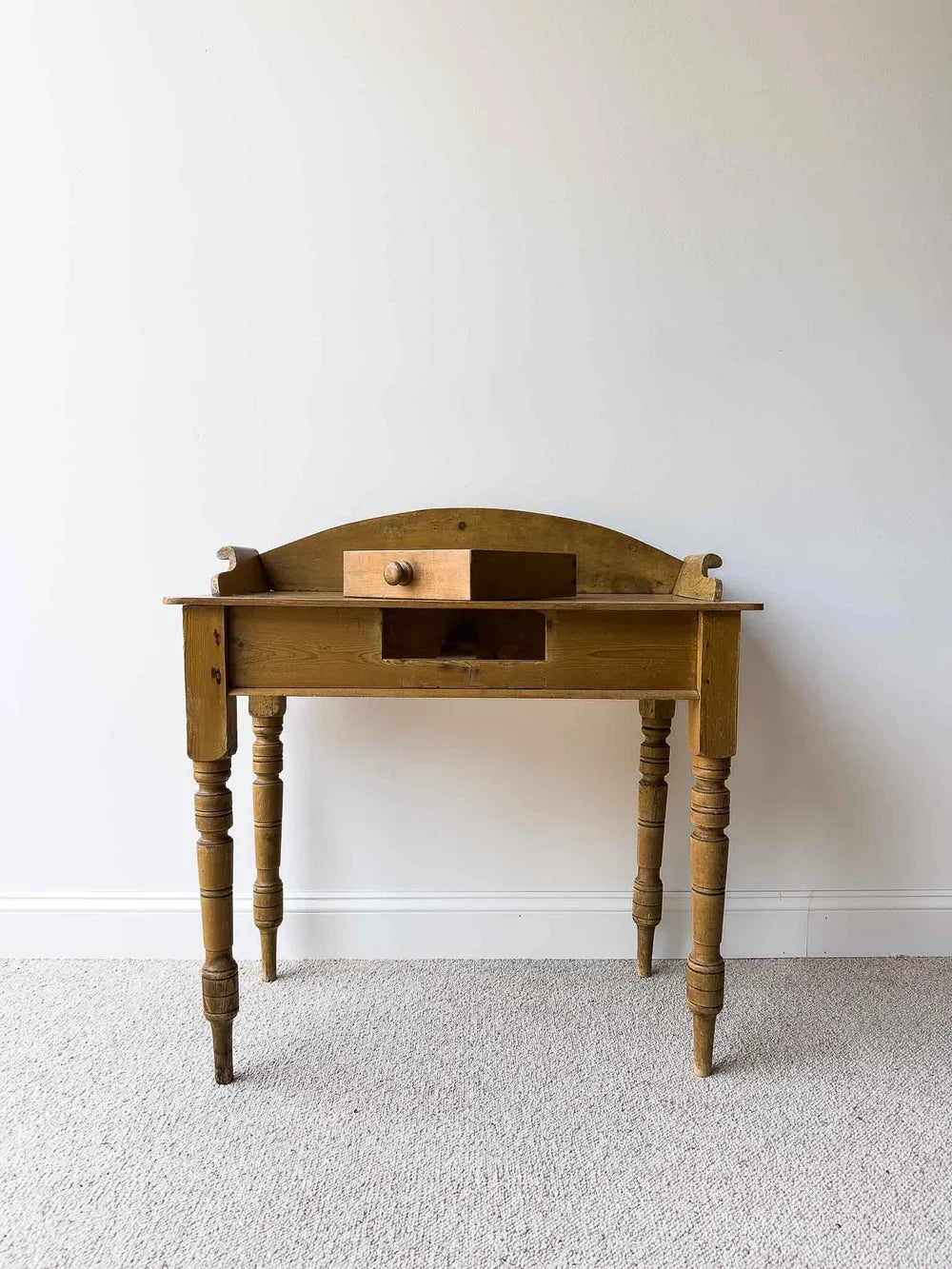Victorian pine washstand