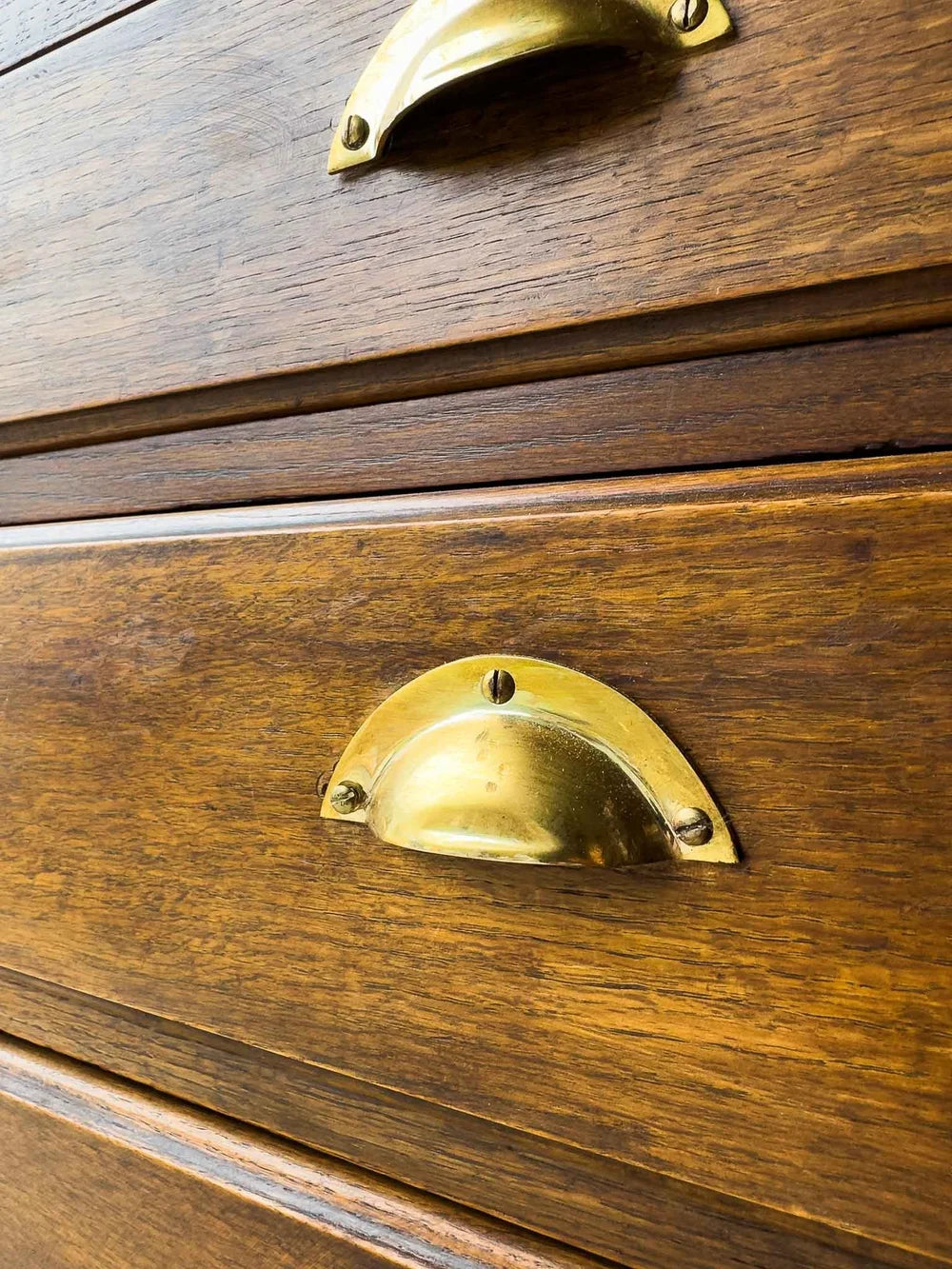 English oak chest of drawers