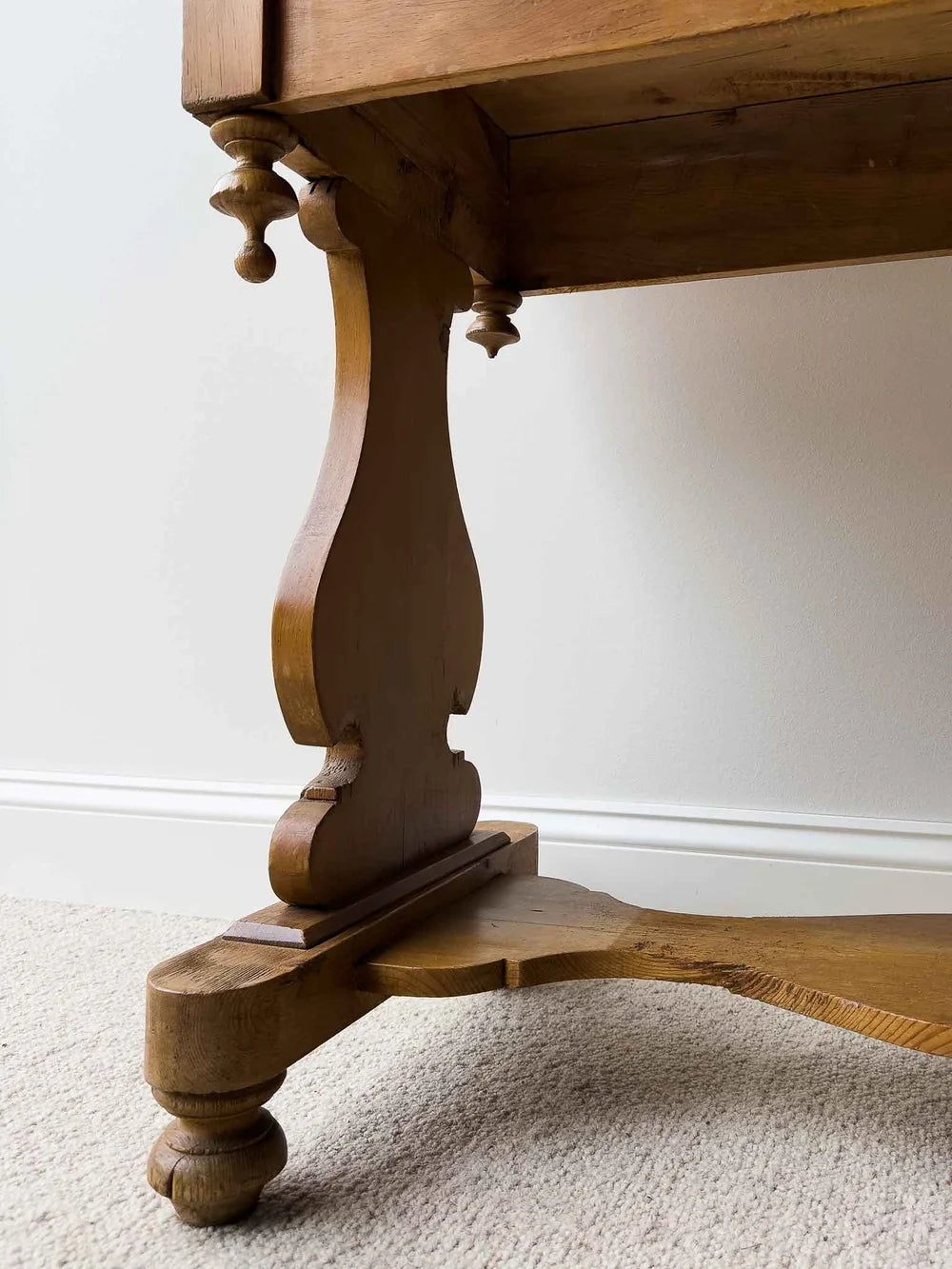 Victorian pine washstand