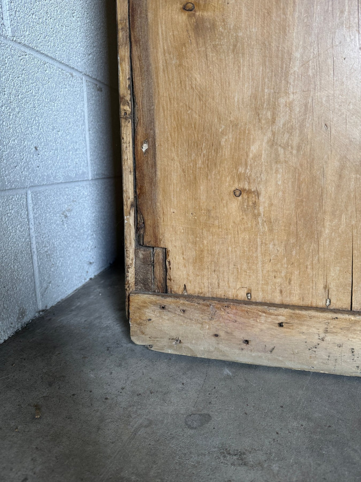 Impressive Antique Pine Wardrobe - House on Horizon