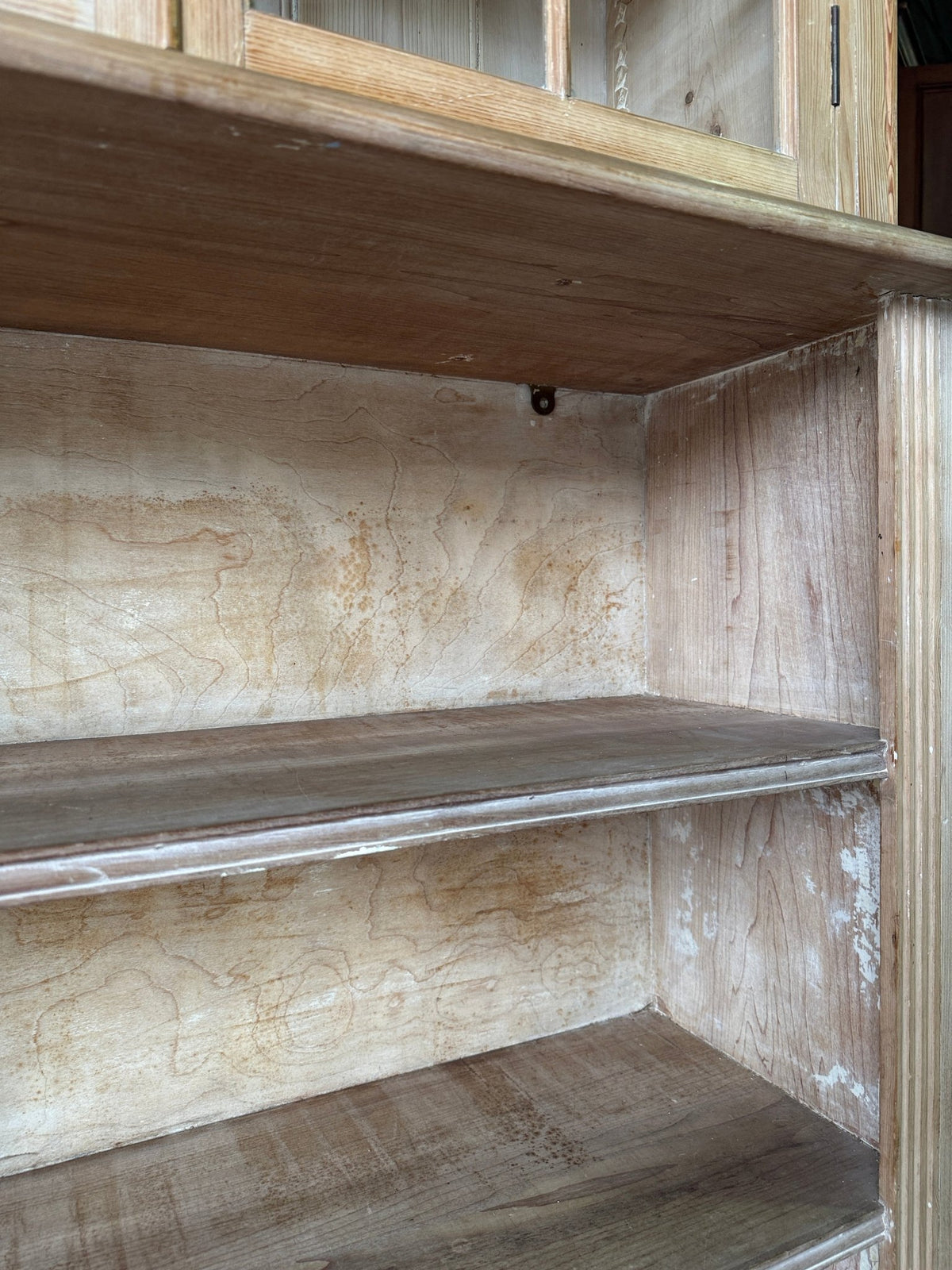 Incredible astragal glazed bookcase - House on Horizon