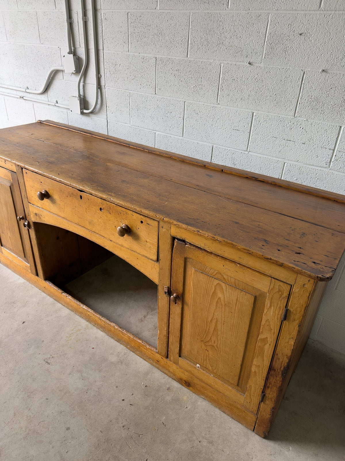 Large antique English sideboard - House on Horizon