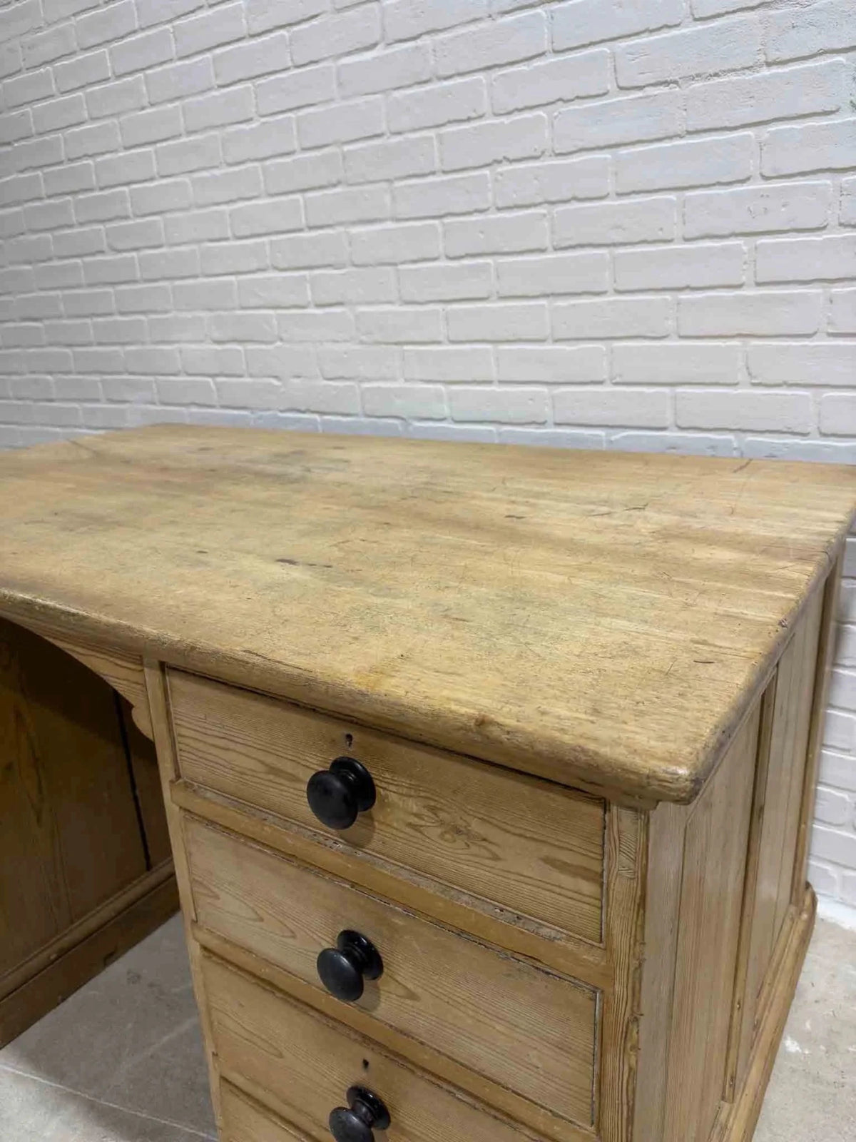 Large English pine desk - House on Horizon