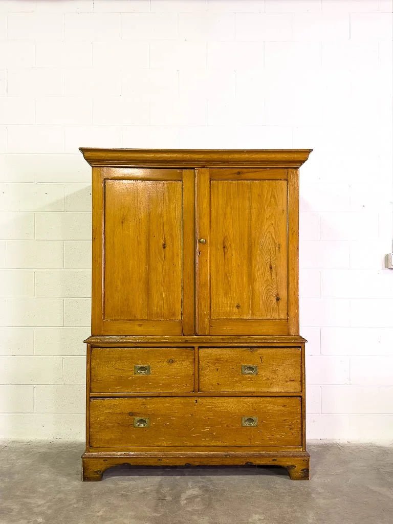 Large English press with campaign handles - House on Horizon