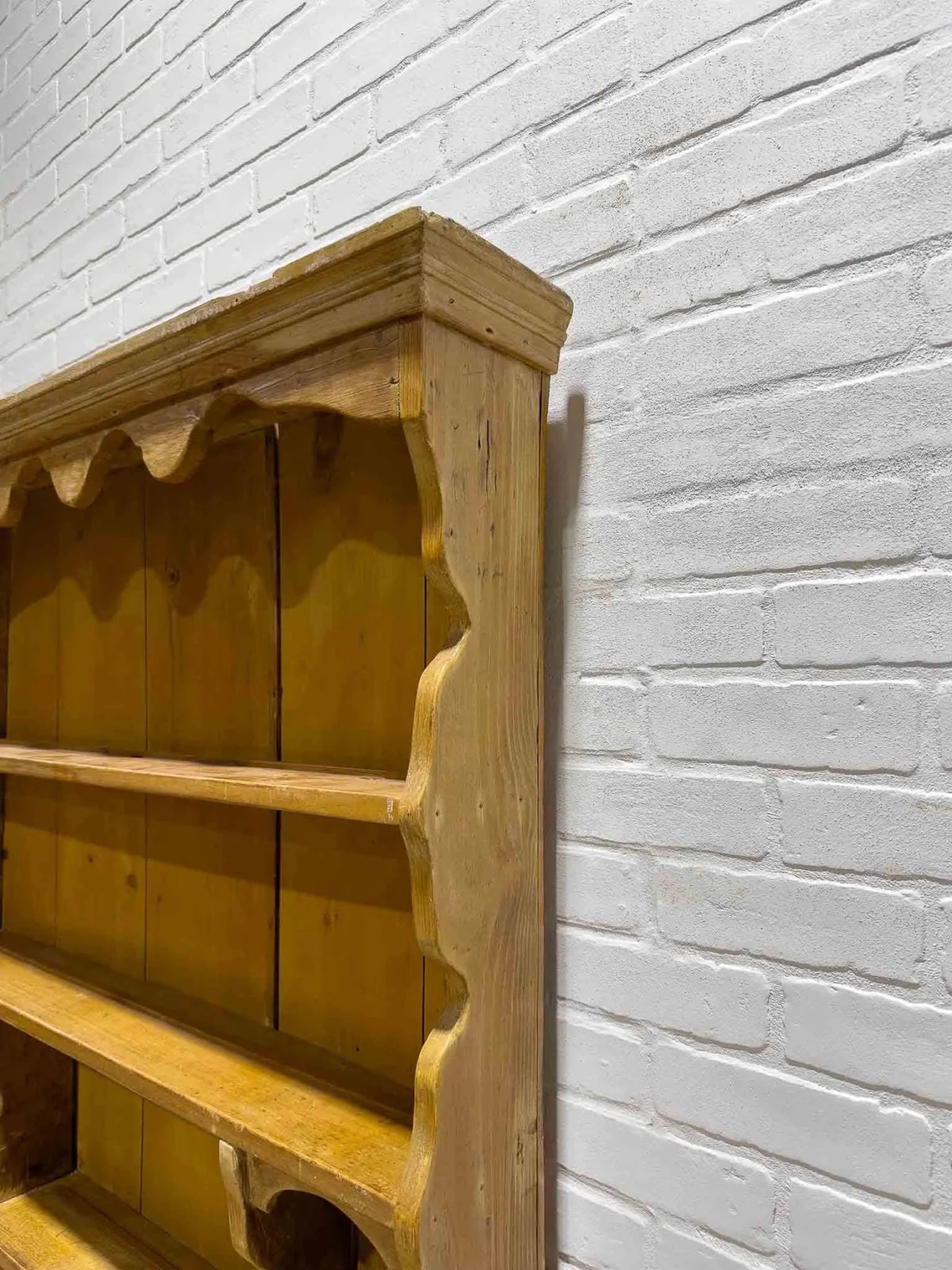 Narrow pine kitchen dresser - House on Horizon