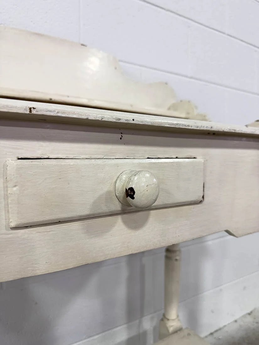 Painted English washstand - House on Horizon