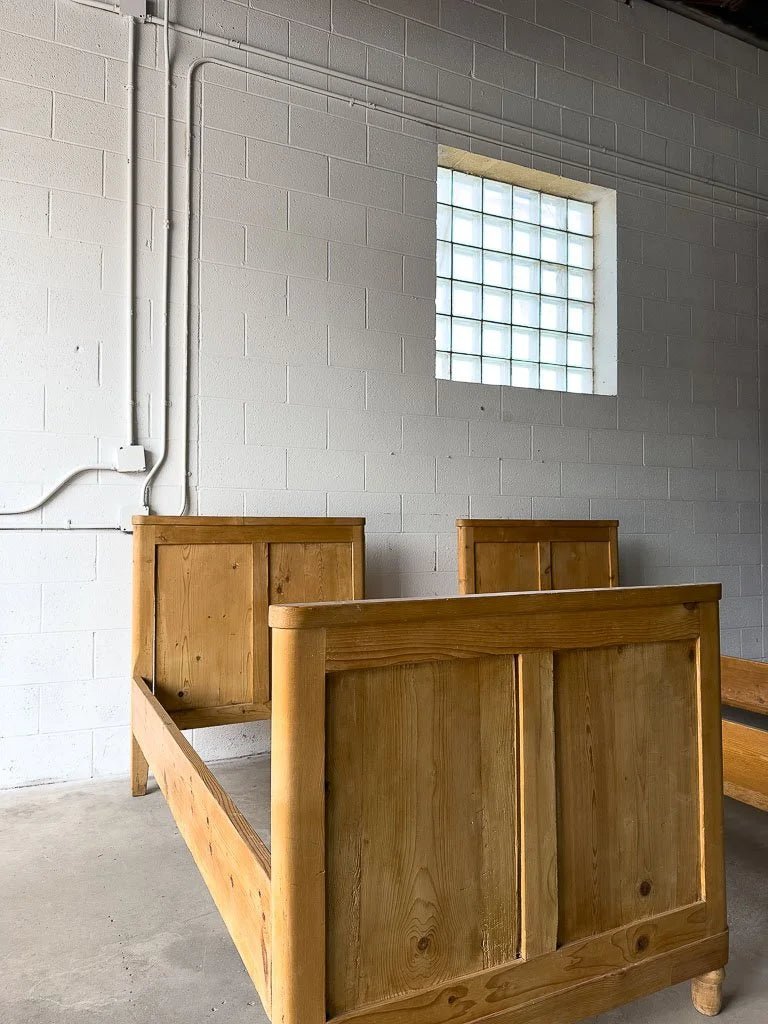 Pair of antique pine sleigh beds - House on Horizon