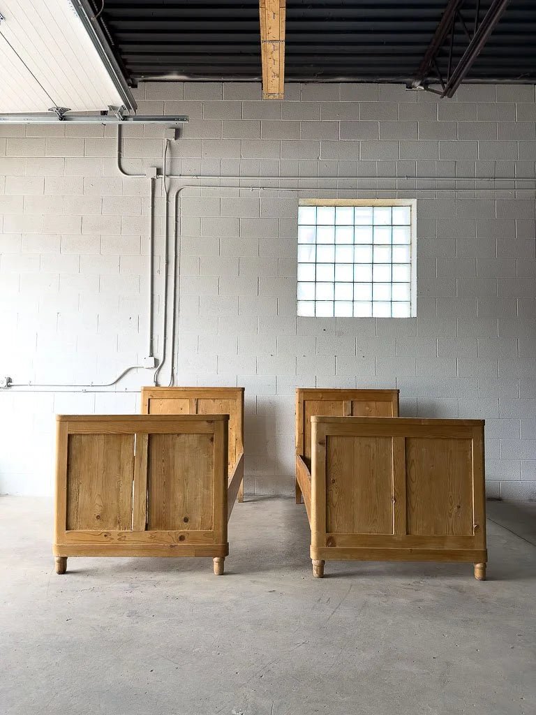 Pair of antique pine sleigh beds - House on Horizon
