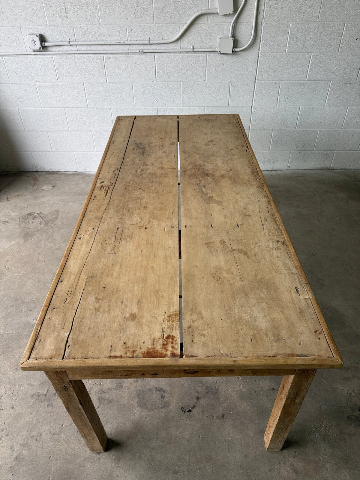 Primitive Scottish pine table - House on Horizon