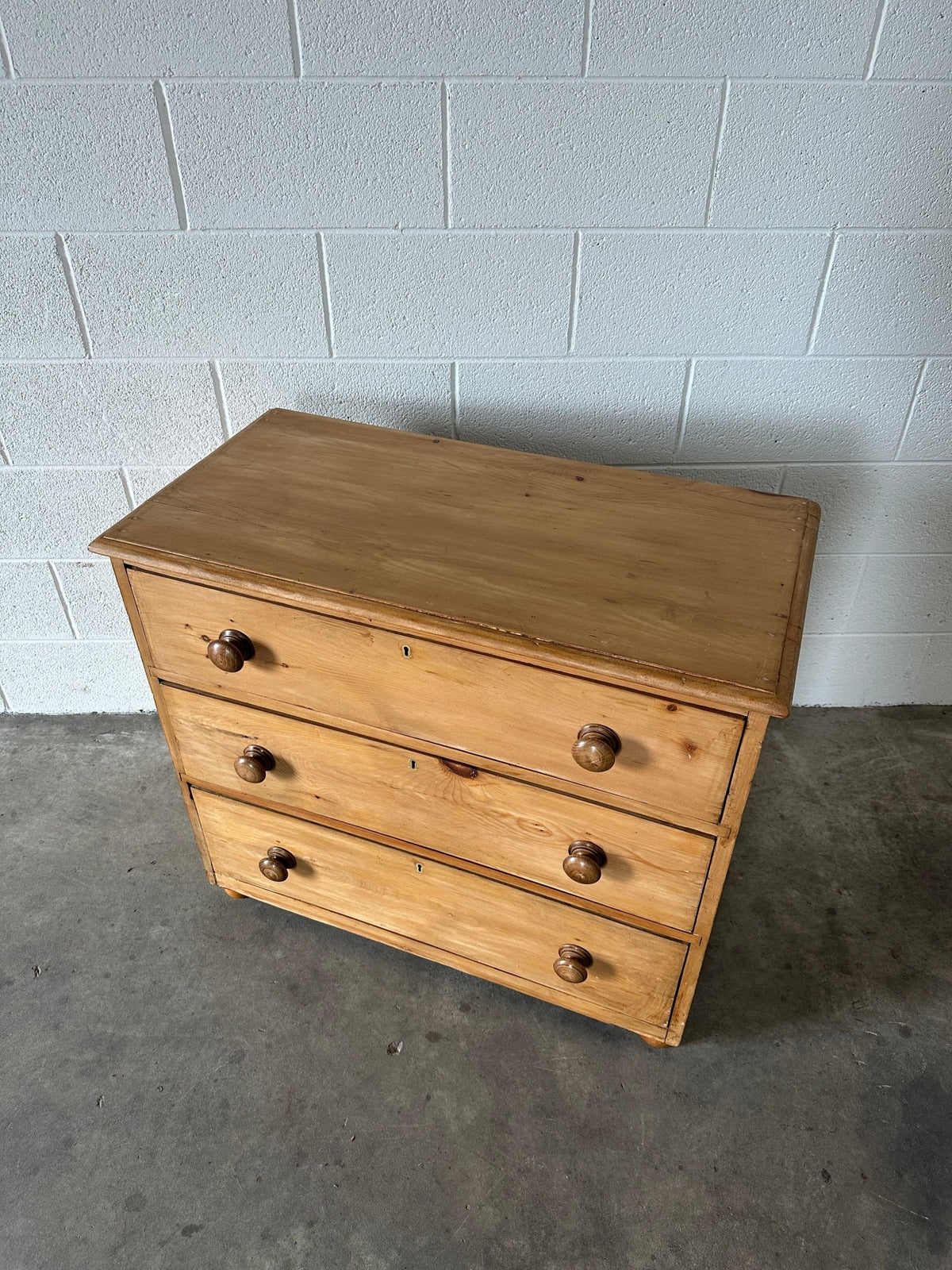 Small antique chest of drawers or nightstand - House on Horizon