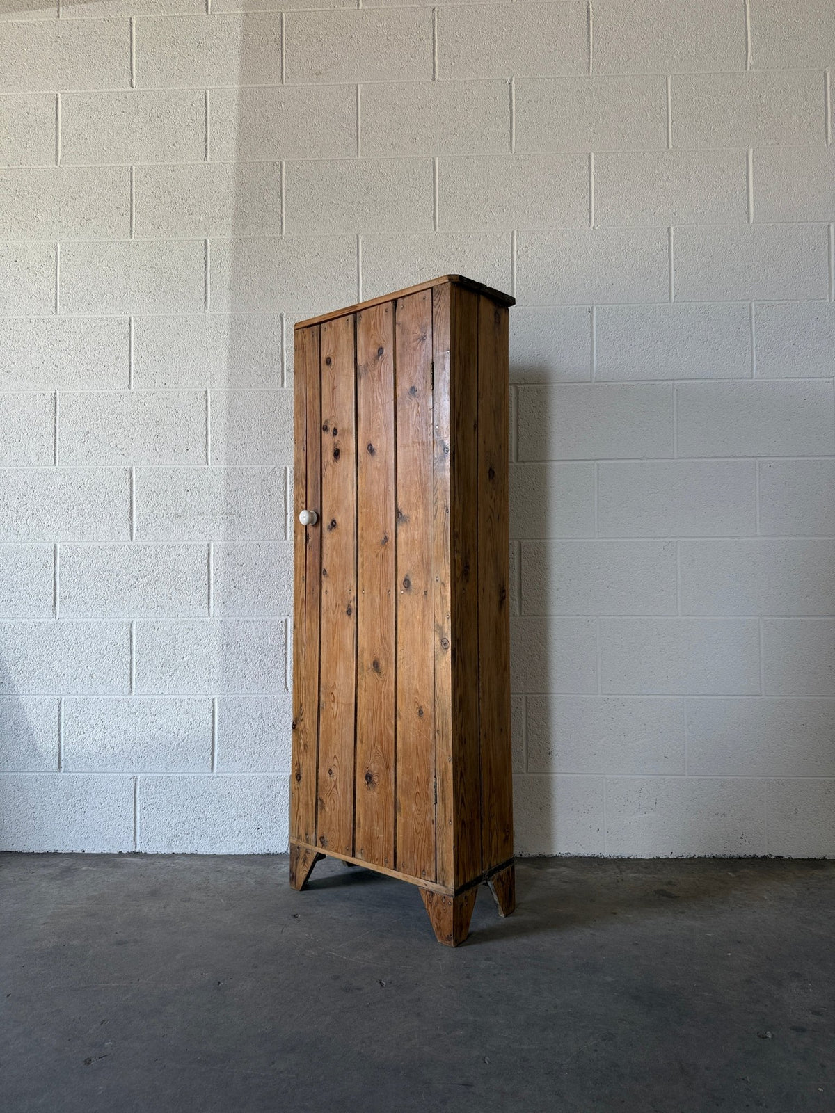 Small antique English pine cupboard - House on Horizon