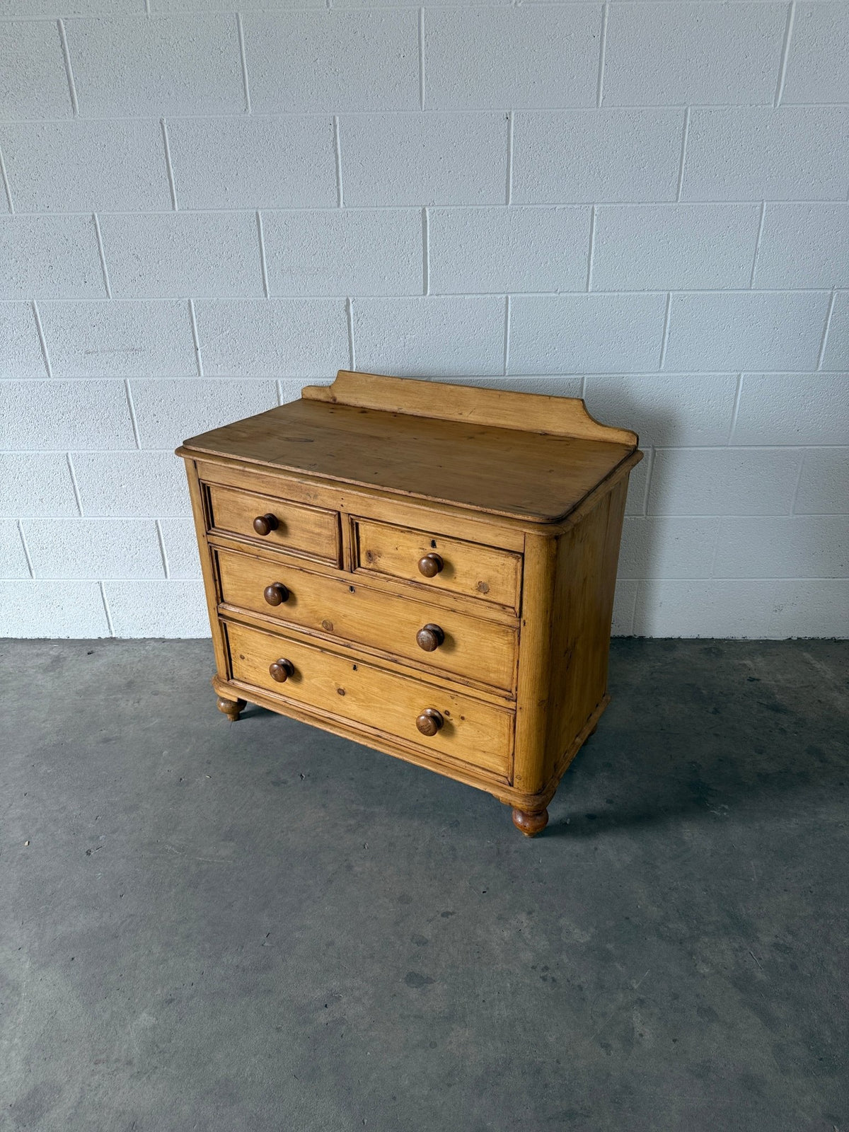 Small antique pine chest of drawers with gallery back - House on Horizon