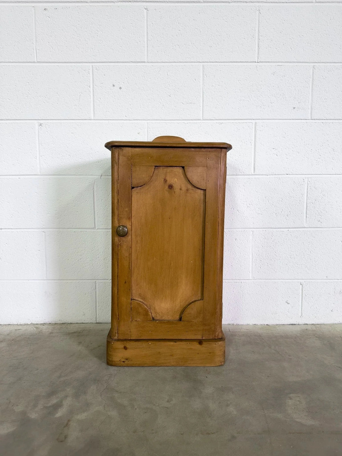 Small antique pine cupboard - House on Horizon