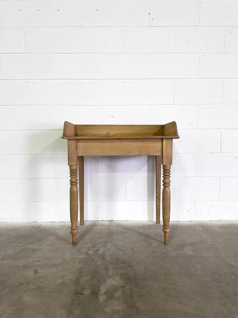 Small antique pine table or nightstand with turned legs - House on Horizon