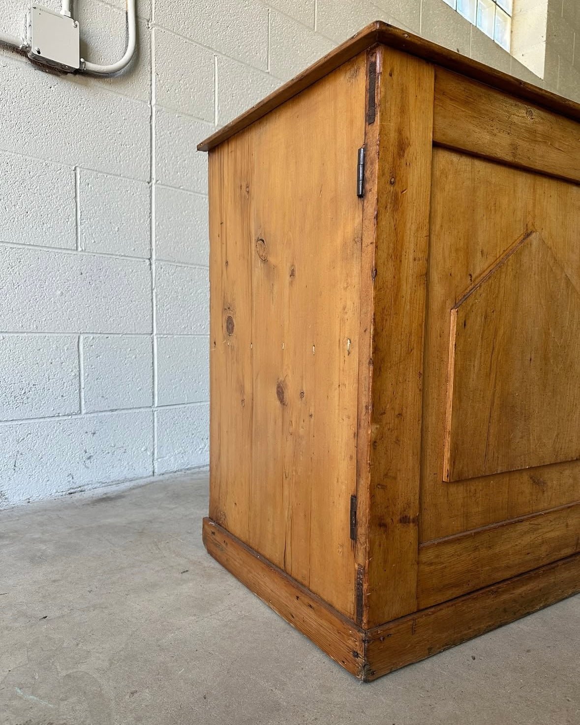 Small antique pine two-door cupboard or sideboard - House on Horizon