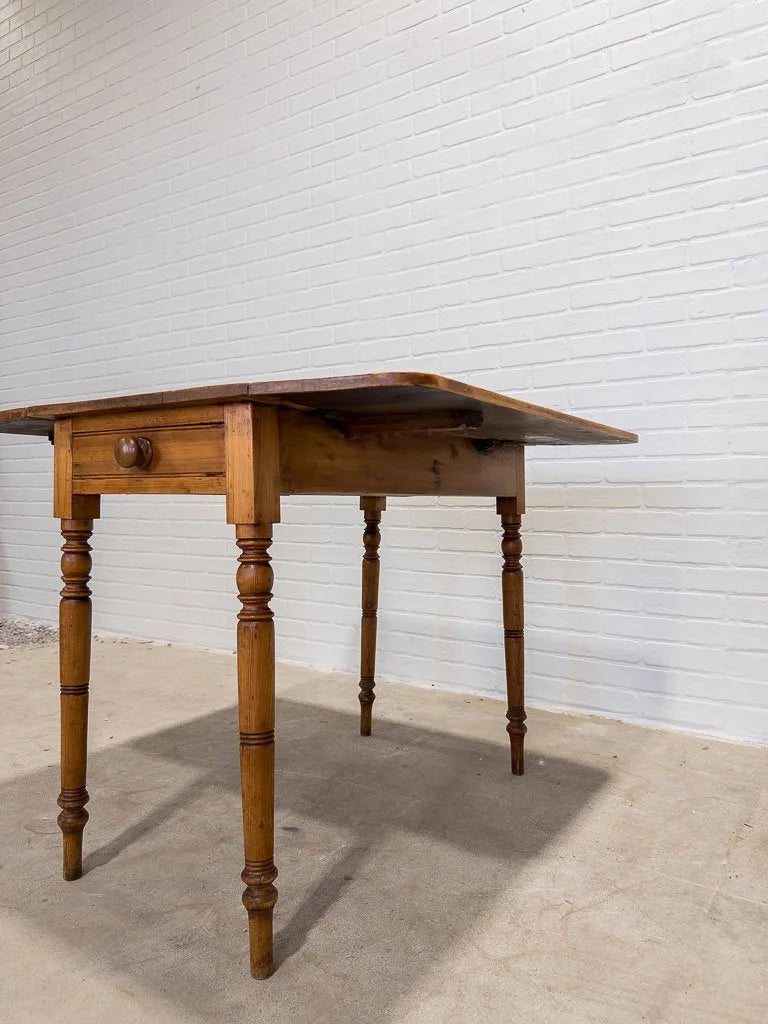 Small English pine drop leaf table - House on Horizon