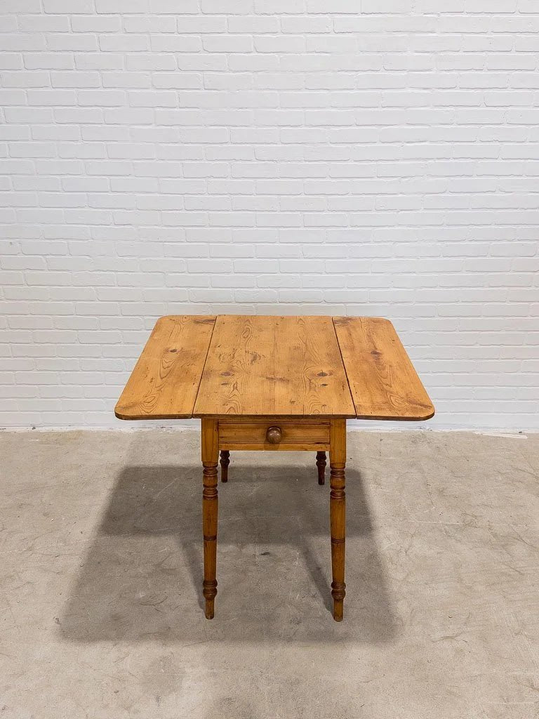 Small English pine drop leaf table - House on Horizon