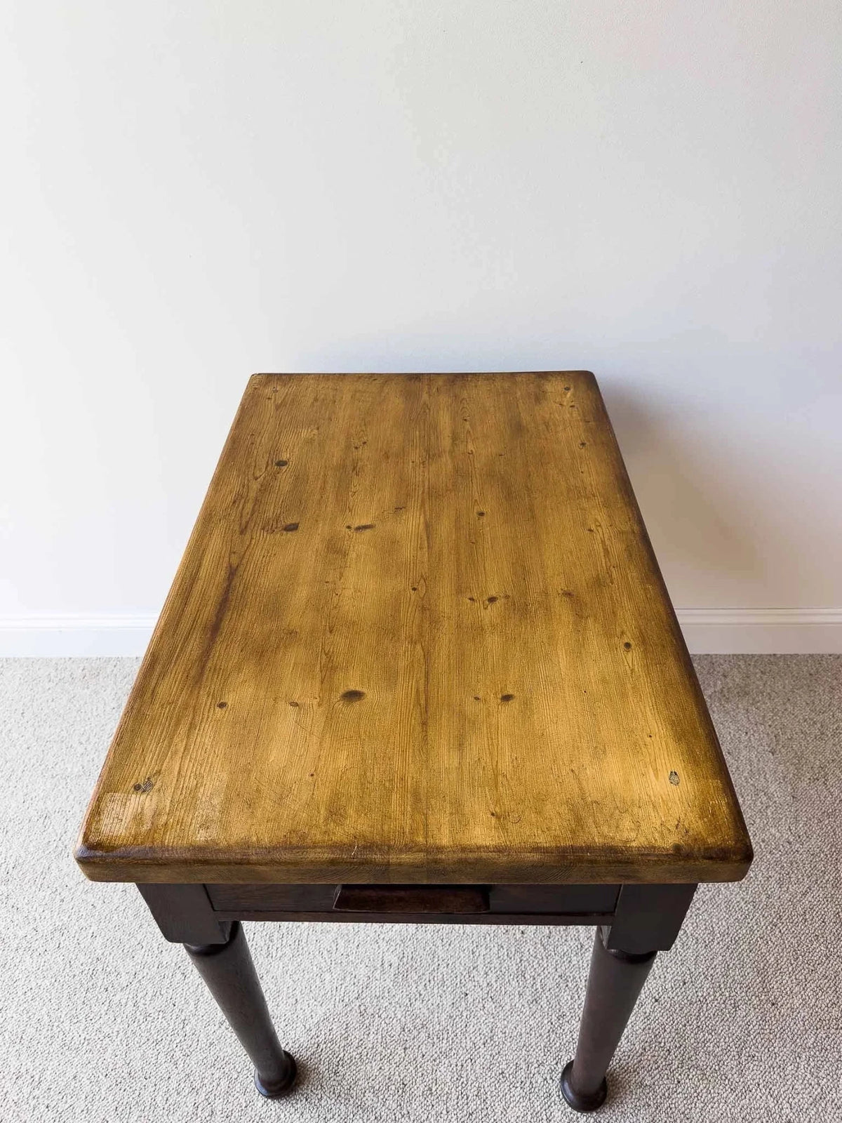 Small English pine table  - House on Horizon
