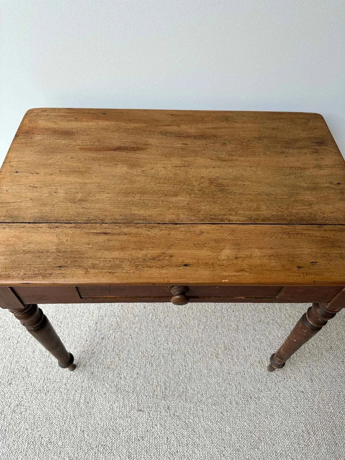 Small victorian pine table - House on Horizon