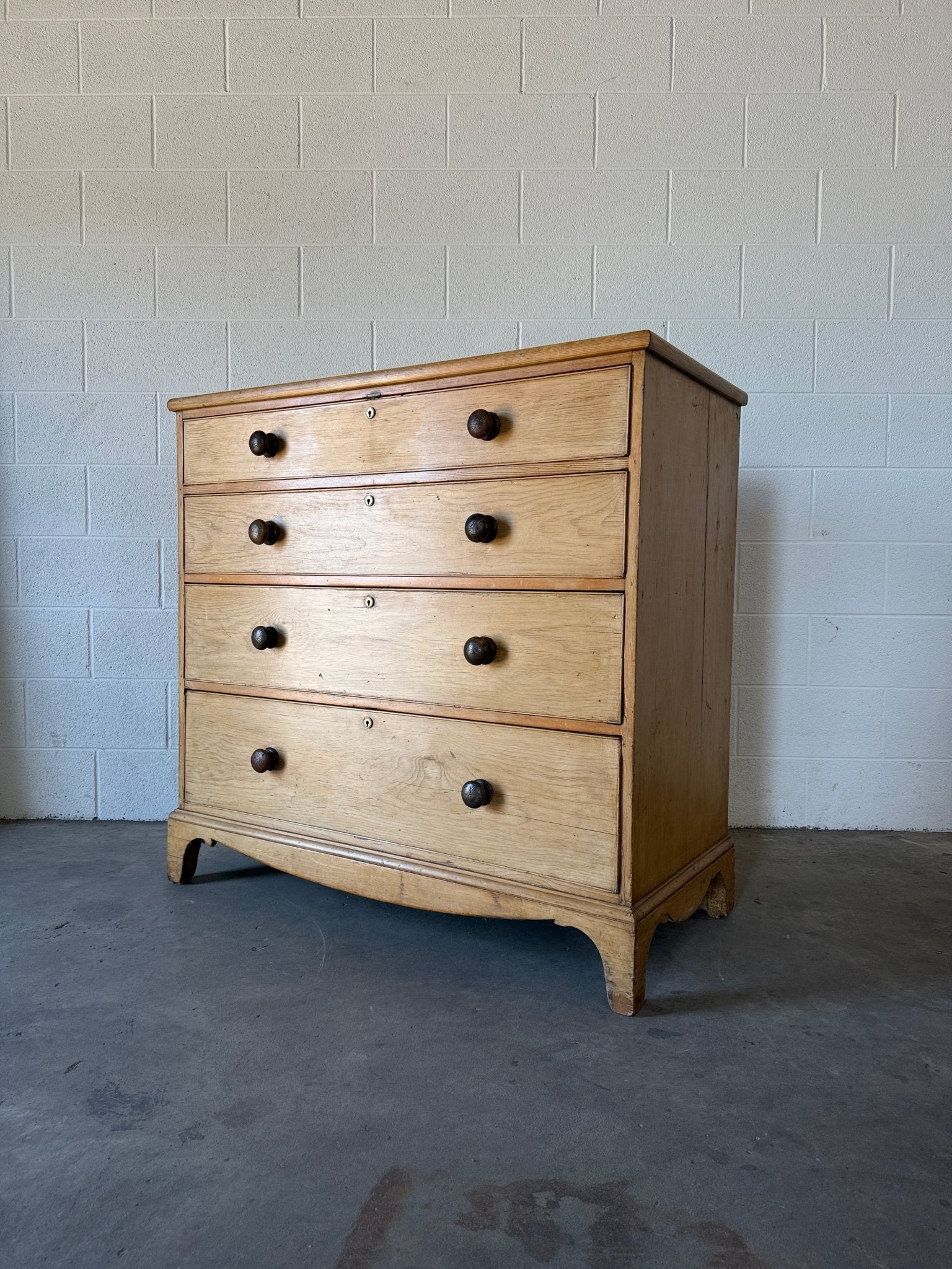 Substantial chest of antique English drawers - House on Horizon
