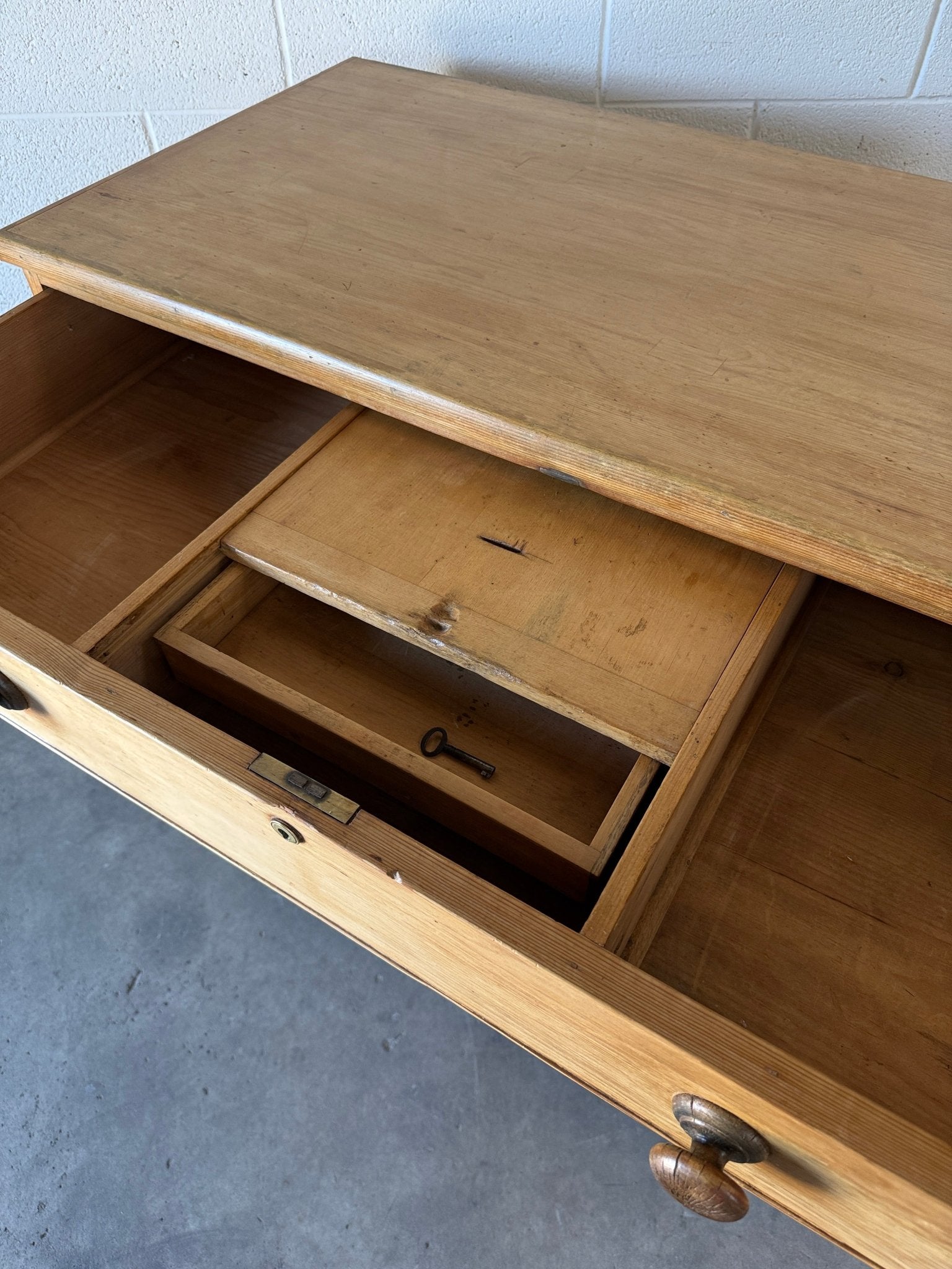 Substantial chest of antique English drawers - House on Horizon