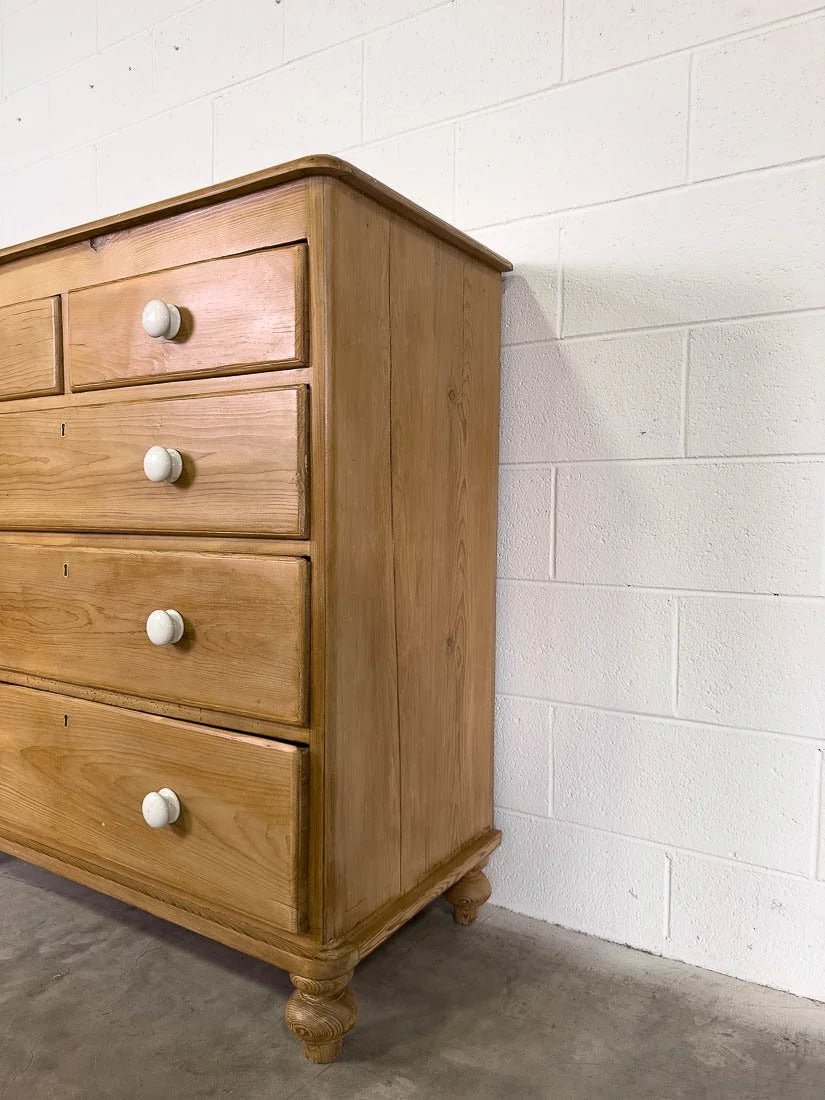Substantial set of antique English pine drawers - House on Horizon
