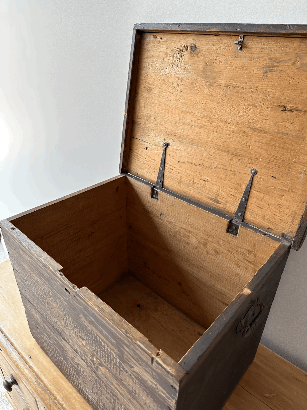 Antique pine box